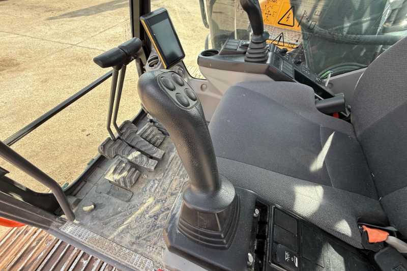 OmecoHub - Immagine VOLVO EC220ELR